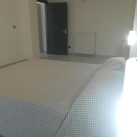 Home Mazzei Piazza Bilotti 科森扎 客房 照片