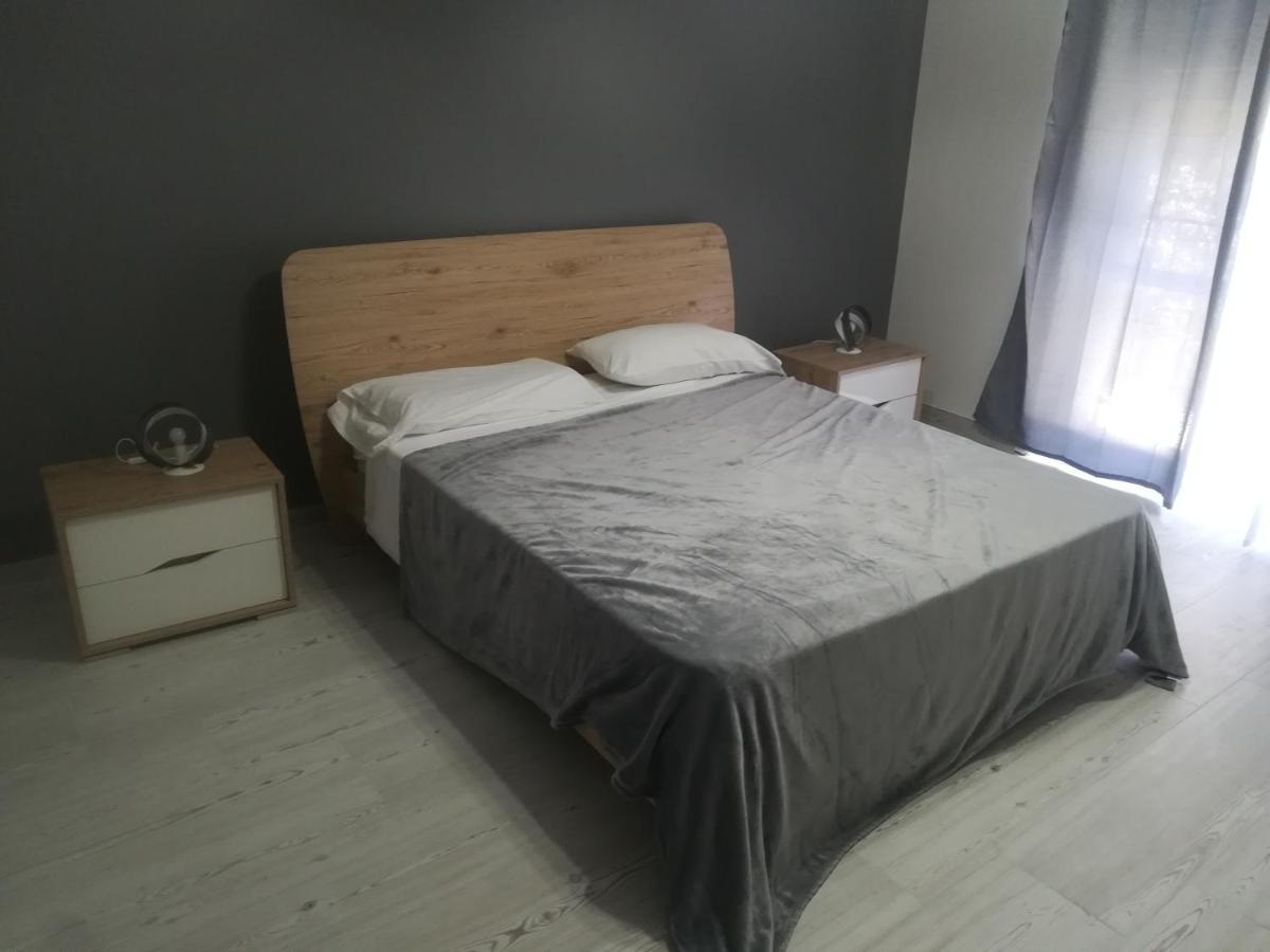Home Mazzei Piazza Bilotti 科森扎 客房 照片
