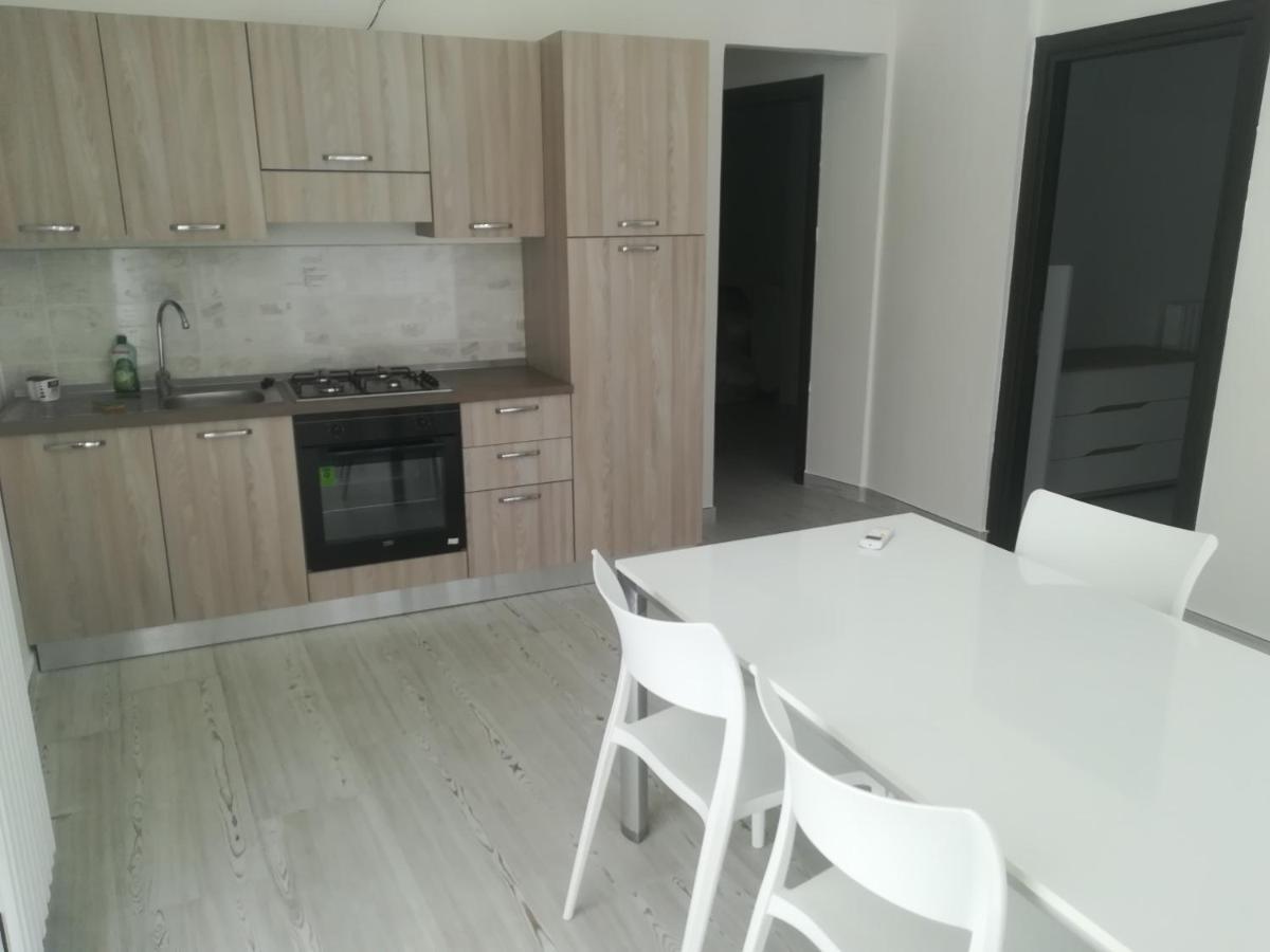 Home Mazzei Piazza Bilotti 科森扎 客房 照片