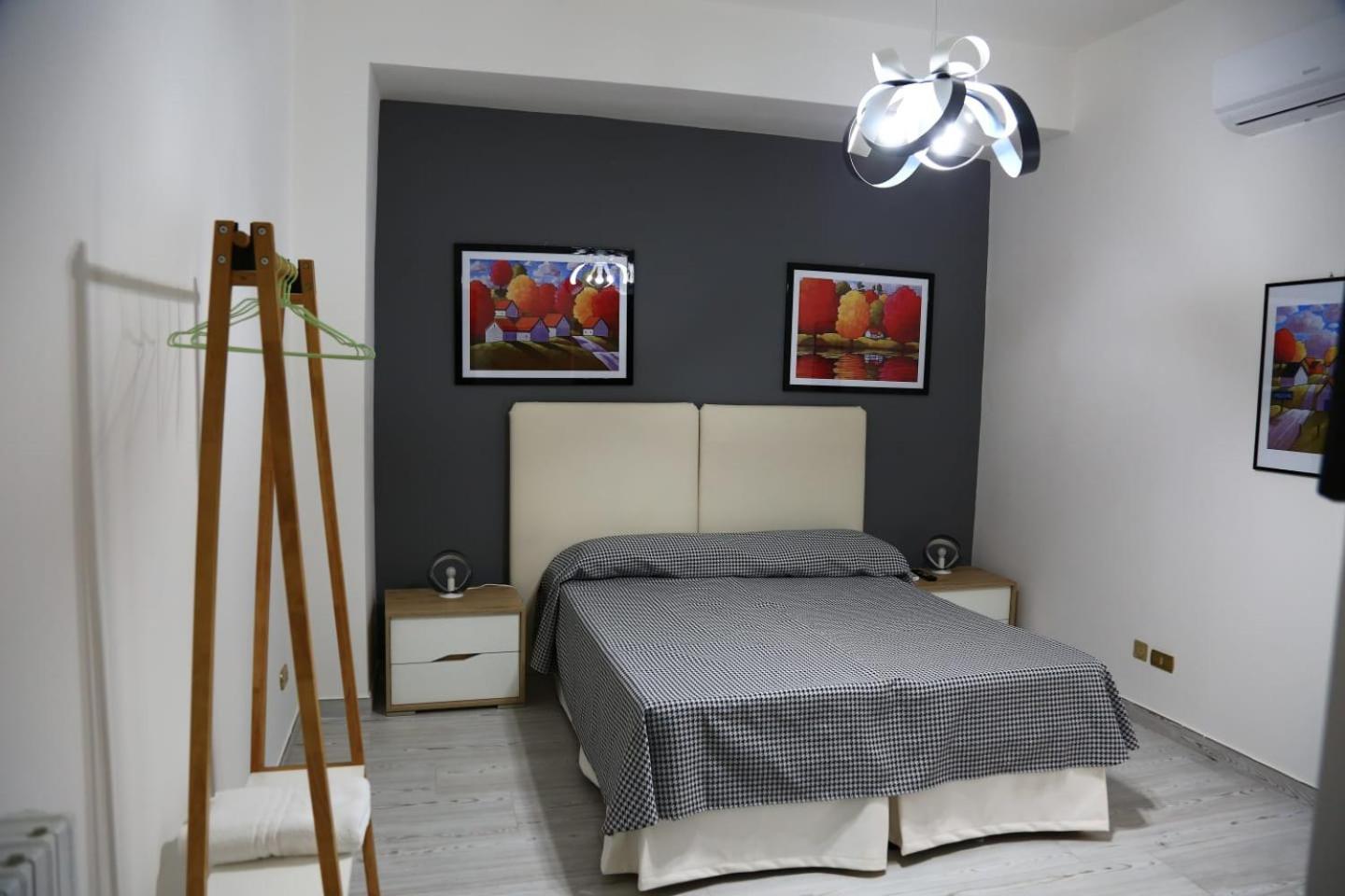 Home Mazzei Piazza Bilotti 科森扎 客房 照片